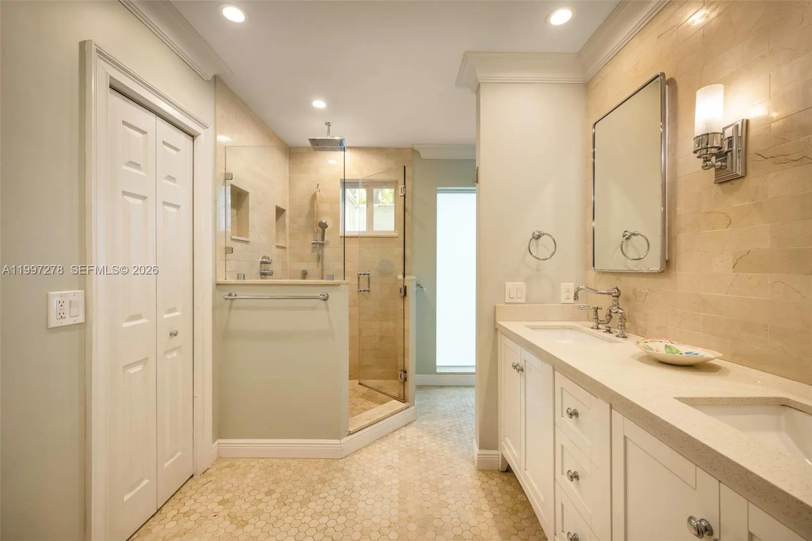 16167 Sw 74th Pl, Palmetto Bay, Florida 33157, Palmetto Bay, Florida 33157, 4 Bedrooms Bedrooms, ,2 BathroomsBathrooms,Residential,For Sale,16167 Sw 74th Pl, Palmetto Bay, Florida 33157,A11997278
