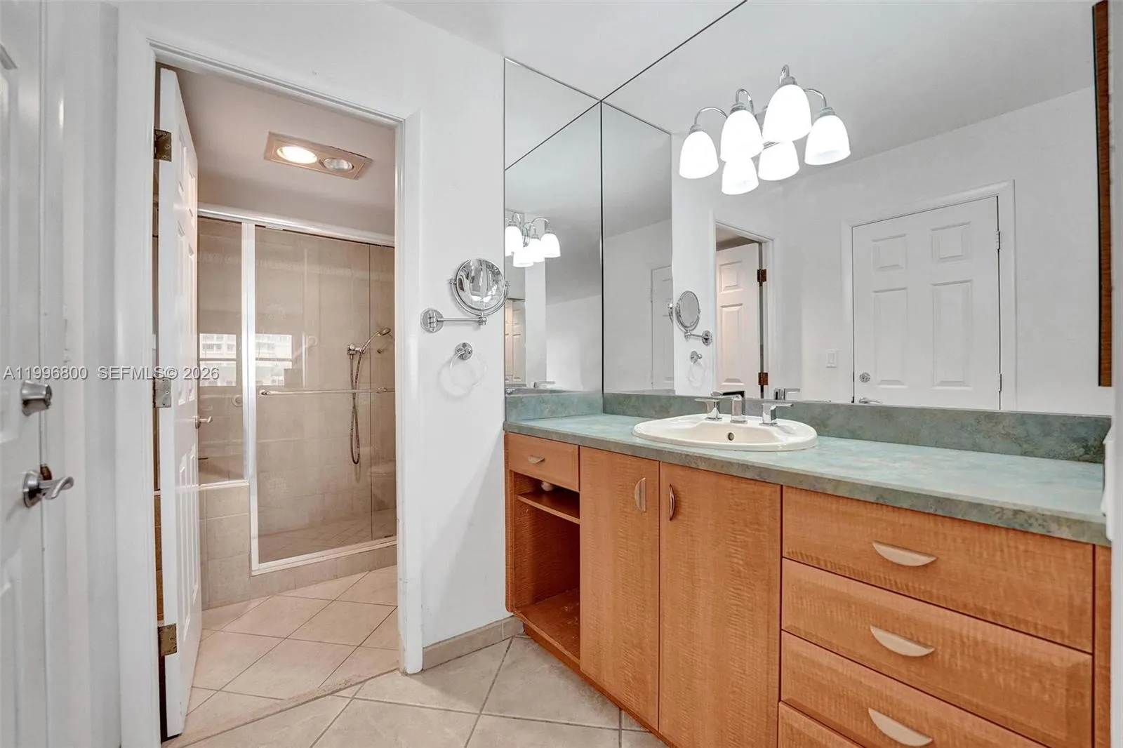 1800 S Ocean Blvd 703, Lauderdale By The Sea, Flor, Lauderdale By The Sea, Florida 33062, 2 Bedrooms Bedrooms, ,2 BathroomsBathrooms,Residential,For Sale,1800 S Ocean Blvd 703, Lauderdale By The Sea, Flor,A11996800