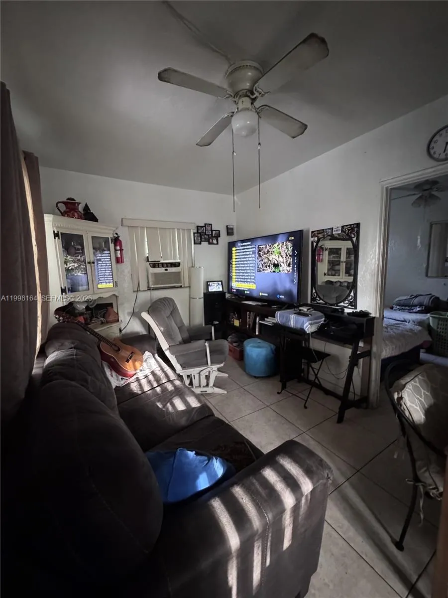 2416 Sw 12th St, Miami, Florida 33135, Miami, Florida 33135, ,Residential Income,For Sale,2416 Sw 12th St, Miami, Florida 33135,A11998164