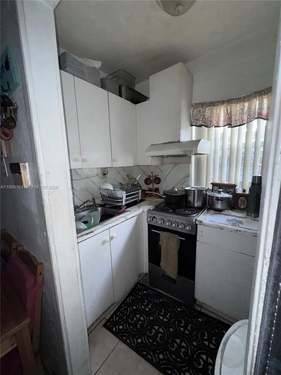 2416 Sw 12th St, Miami, Florida 33135, Miami, Florida 33135, ,Residential Income,For Sale,2416 Sw 12th St, Miami, Florida 33135,A11998164