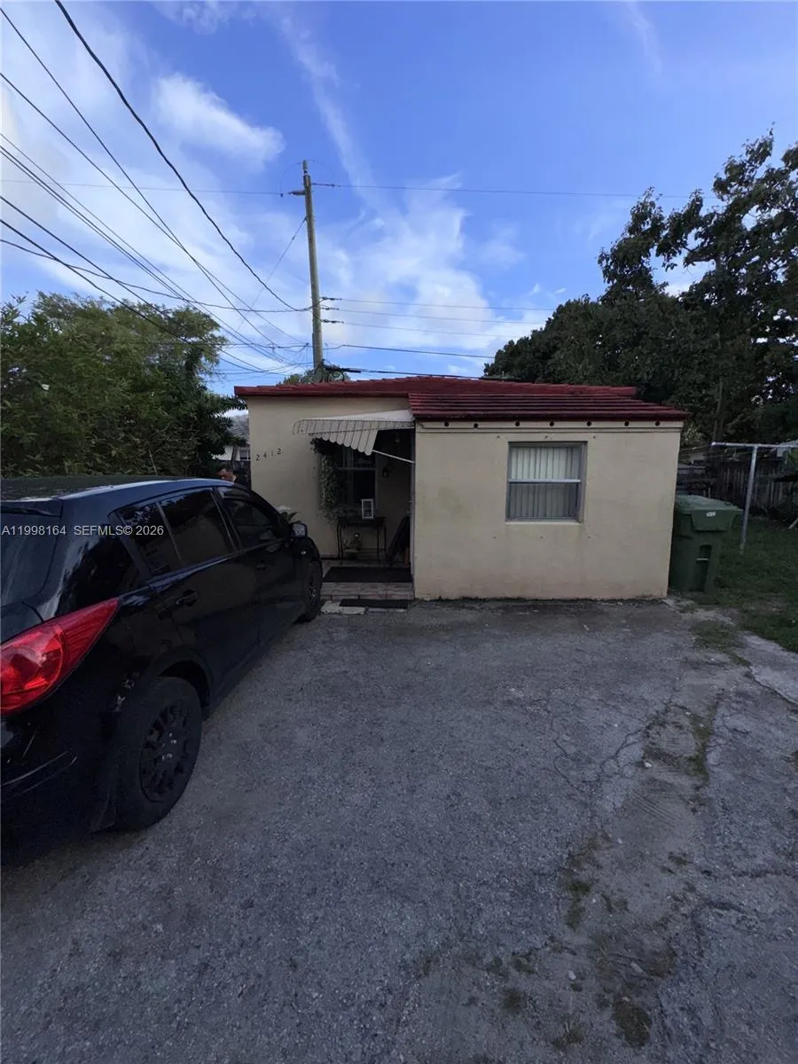 2416 Sw 12th St, Miami, Florida 33135, Miami, Florida 33135, ,Residential Income,For Sale,2416 Sw 12th St, Miami, Florida 33135,A11998164