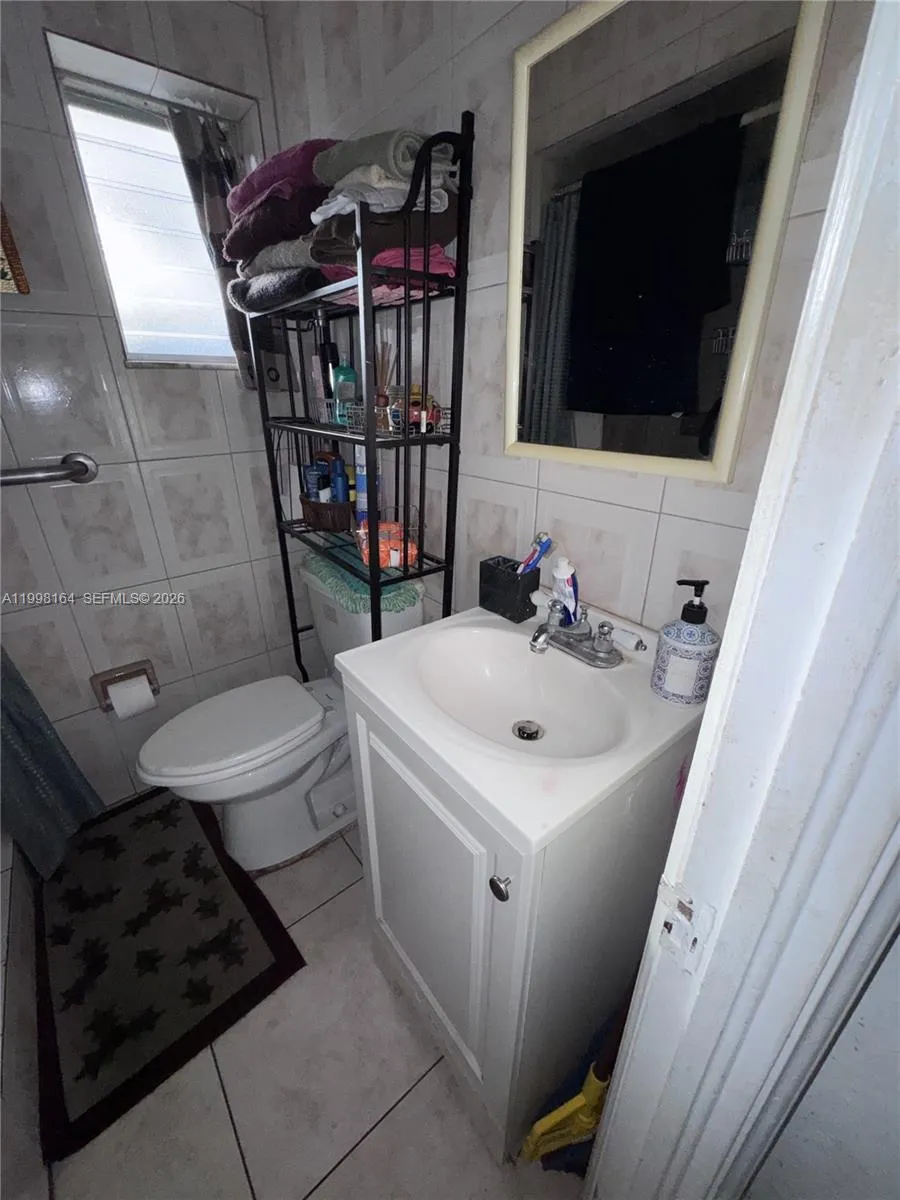 2416 Sw 12th St, Miami, Florida 33135, Miami, Florida 33135, ,Residential Income,For Sale,2416 Sw 12th St, Miami, Florida 33135,A11998164