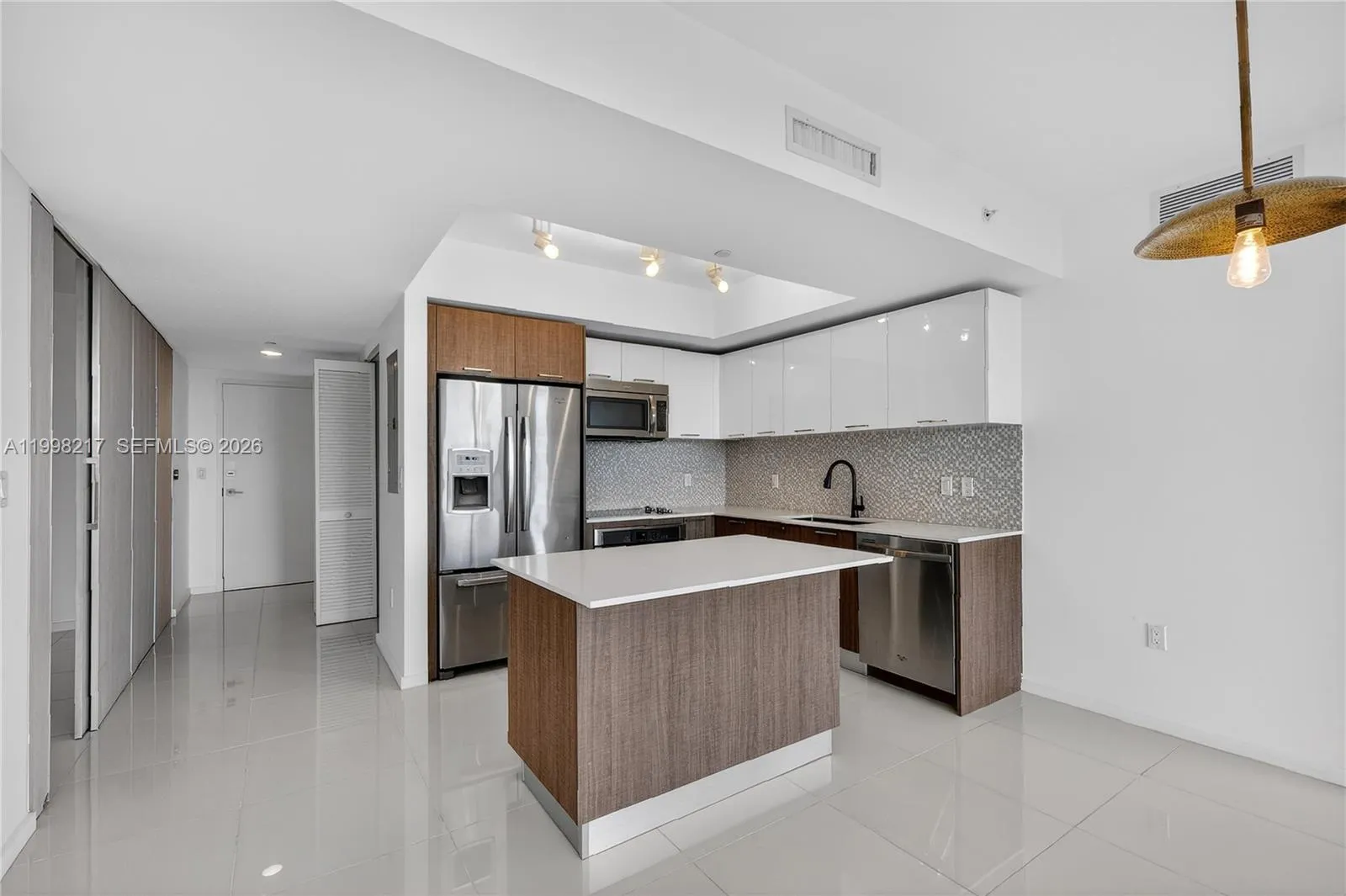 5252 Nw 85th Ave 1004, Doral, Florida 33166, Doral, Florida 33166, 2 Bedrooms Bedrooms, ,2 BathroomsBathrooms,Residential Lease,For Rent,5252 Nw 85th Ave 1004, Doral, Florida 33166,A11998217