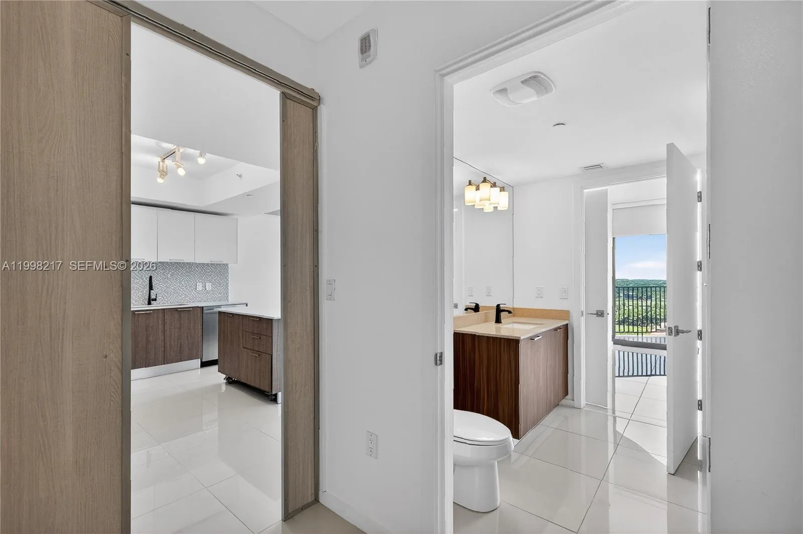 5252 Nw 85th Ave 1004, Doral, Florida 33166, Doral, Florida 33166, 2 Bedrooms Bedrooms, ,2 BathroomsBathrooms,Residential Lease,For Rent,5252 Nw 85th Ave 1004, Doral, Florida 33166,A11998217
