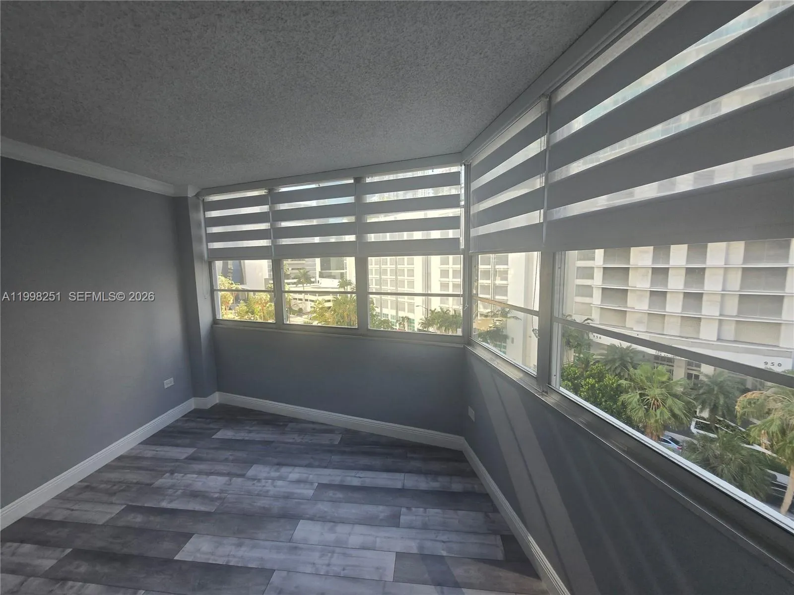 825 Brickell Bay Dr 750, Miami, Florida 33131, Miami, Florida 33131, 2 Bedrooms Bedrooms, ,2 BathroomsBathrooms,Residential Lease,For Rent,825 Brickell Bay Dr 750, Miami, Florida 33131,A11998251