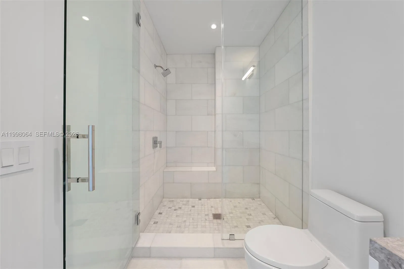 2nd Bathroom