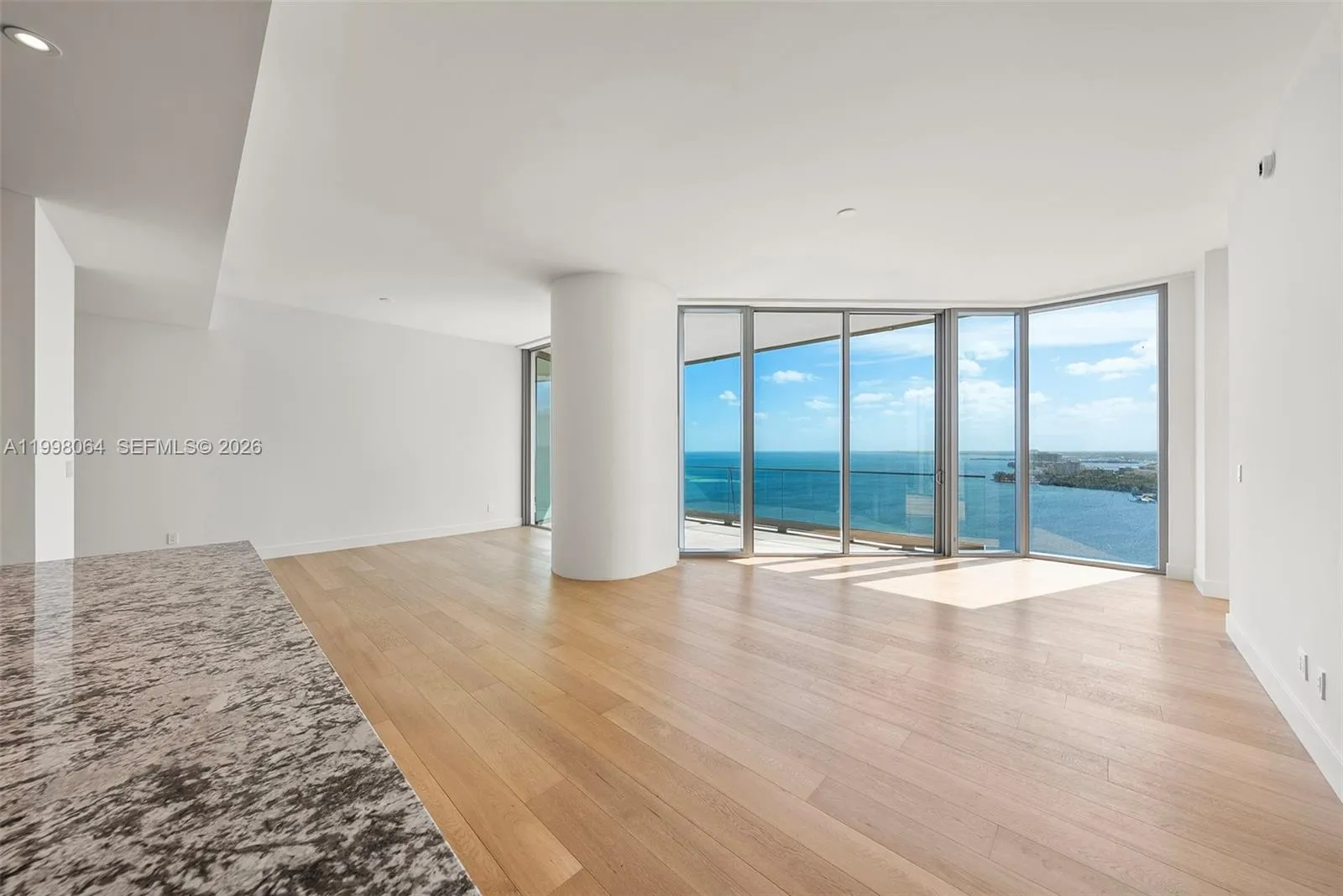 175 Se 25 Rd 2003, Miami, Florida 33129, Miami, Florida 33129, 3 Bedrooms Bedrooms, ,3 BathroomsBathrooms,Residential,For Sale,175 Se 25 Rd 2003, Miami, Florida 33129,A11998064