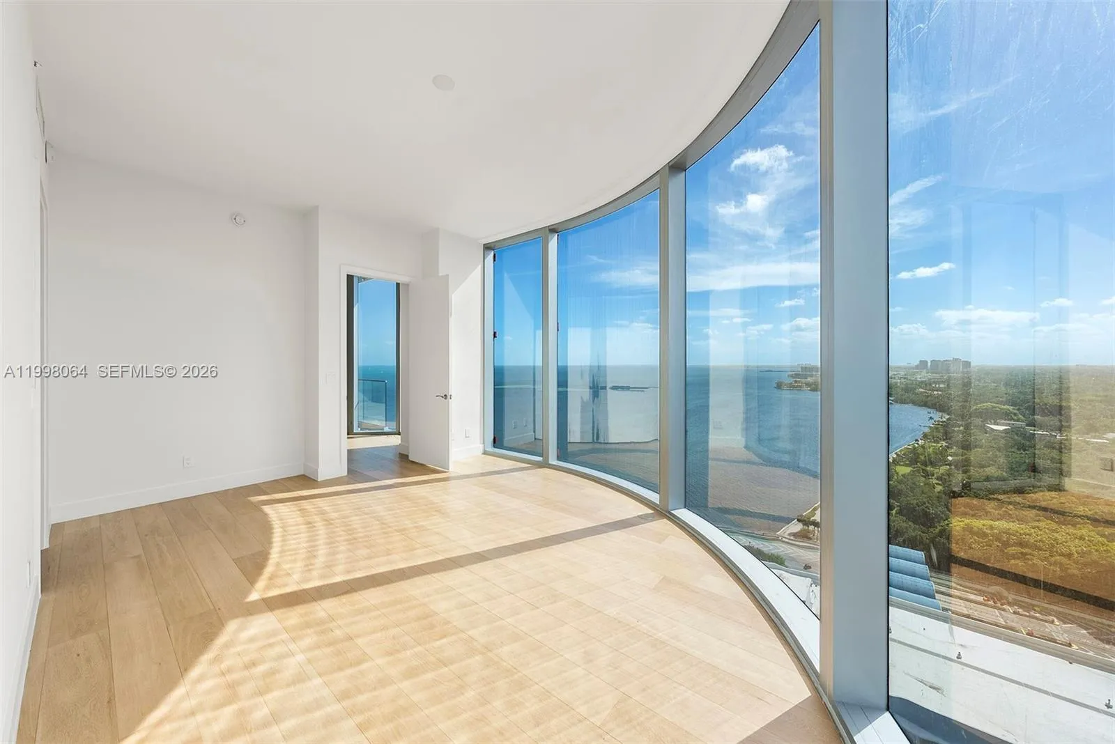 175 Se 25 Rd 2003, Miami, Florida 33129, Miami, Florida 33129, 3 Bedrooms Bedrooms, ,3 BathroomsBathrooms,Residential,For Sale,175 Se 25 Rd 2003, Miami, Florida 33129,A11998064