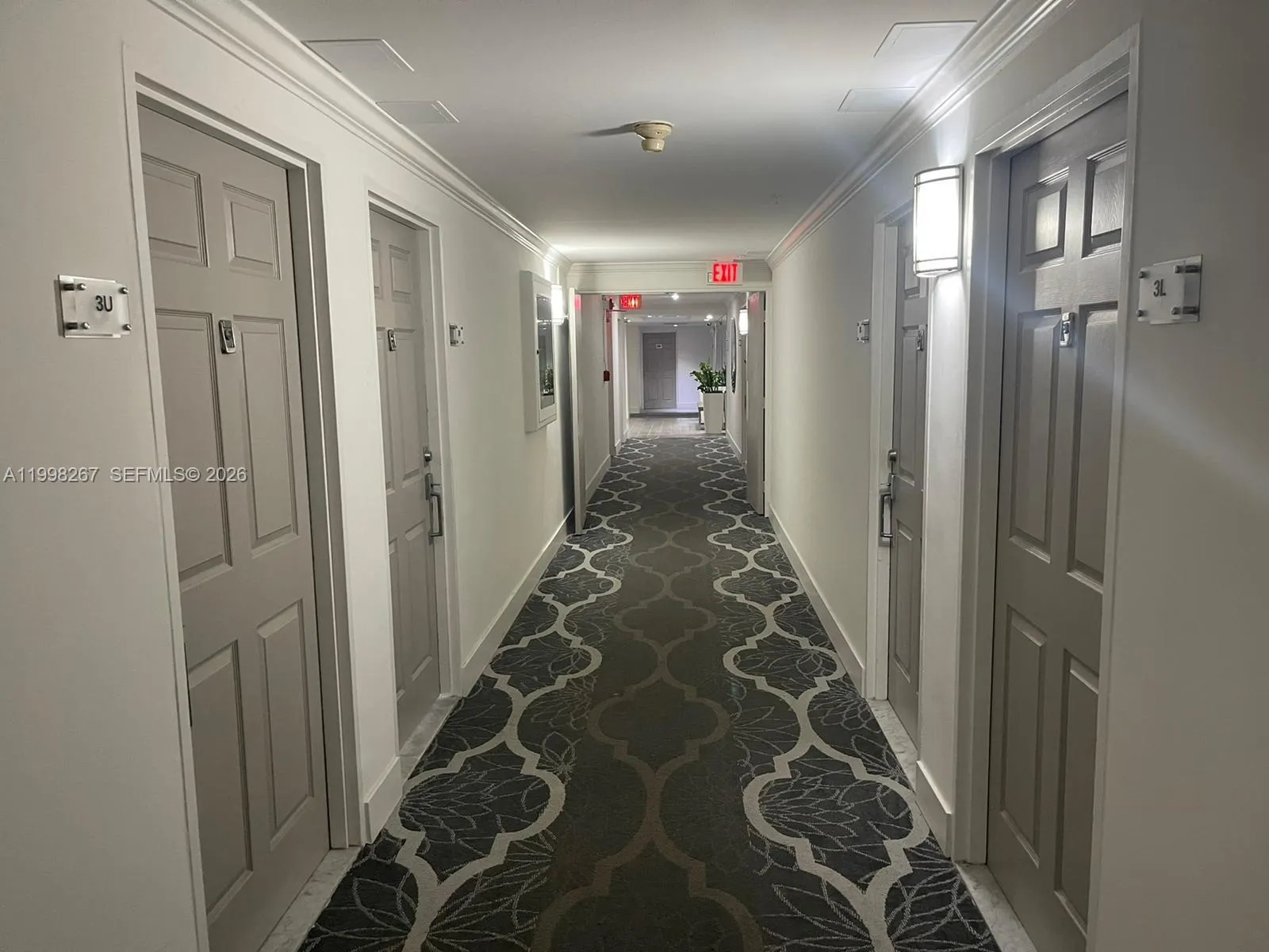 10350 W Bay Harbor Dr 3m, Bay Harbor Islands, Flor, Bay Harbor Islands, Florida 33154, 1 Bedroom Bedrooms, ,1 BathroomBathrooms,Residential Lease,For Rent,10350 W Bay Harbor Dr 3m, Bay Harbor Islands, Flor,A11998267