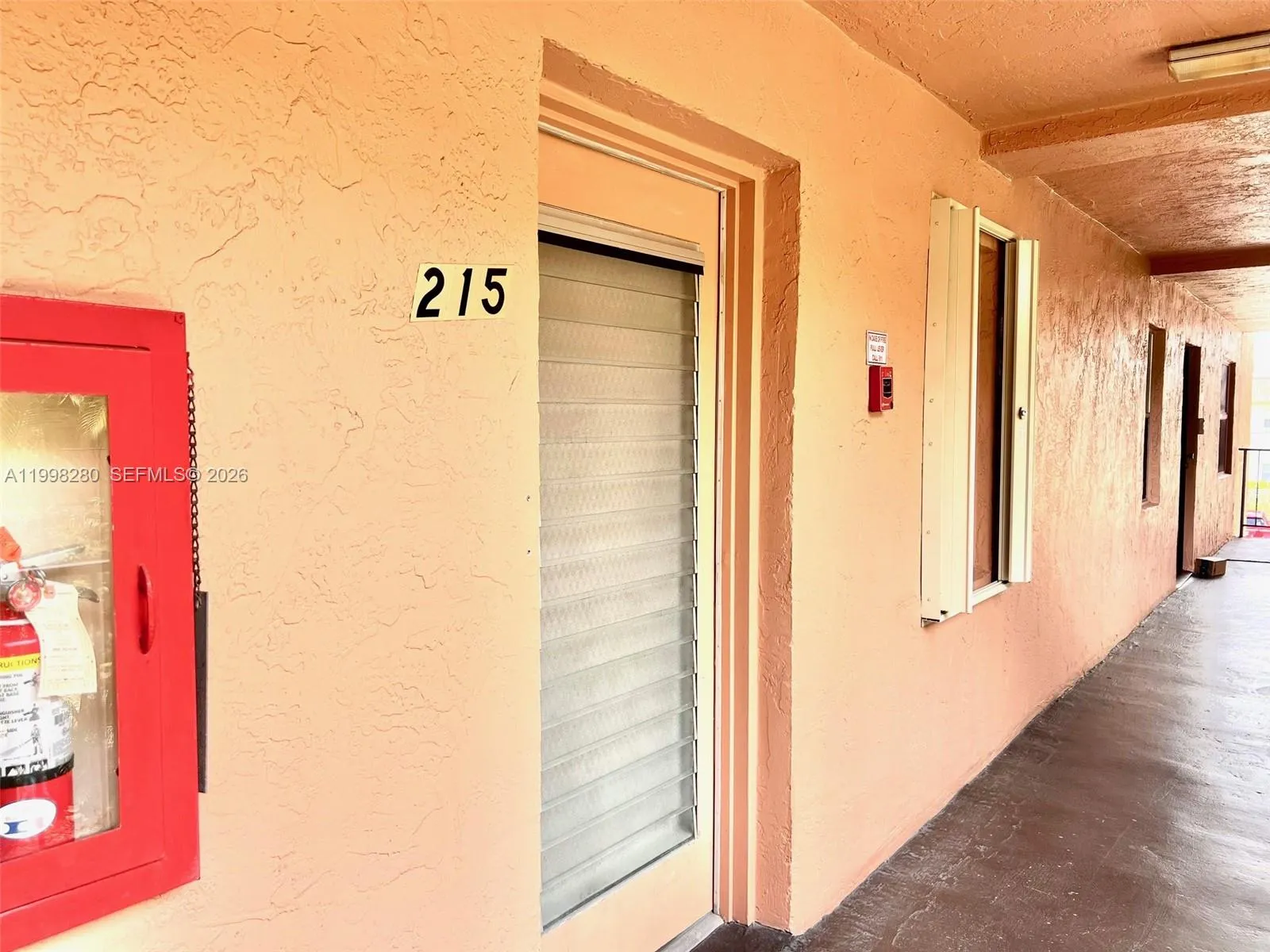 2841 Somerset Dr 215, Lauderdale Lakes, Florida 33, Lauderdale Lakes, Florida 33311, 2 Bedrooms Bedrooms, ,2 BathroomsBathrooms,Residential Lease,For Rent,2841 Somerset Dr 215, Lauderdale Lakes, Florida 33,A11998280
