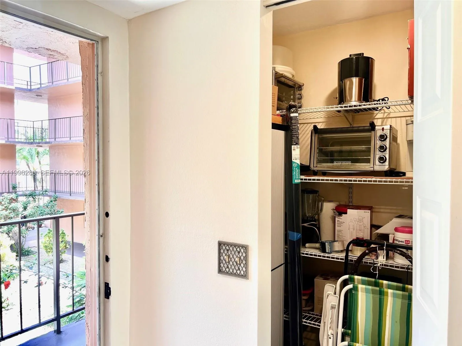 2841 Somerset Dr 215, Lauderdale Lakes, Florida 33, Lauderdale Lakes, Florida 33311, 2 Bedrooms Bedrooms, ,2 BathroomsBathrooms,Residential Lease,For Rent,2841 Somerset Dr 215, Lauderdale Lakes, Florida 33,A11998280