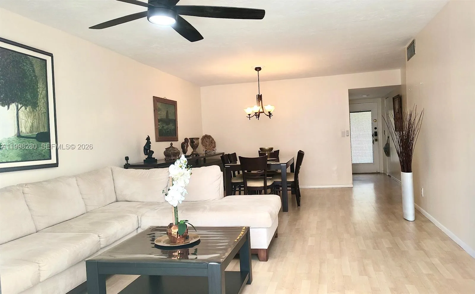 2841 Somerset Dr 215, Lauderdale Lakes, Florida 33, Lauderdale Lakes, Florida 33311, 2 Bedrooms Bedrooms, ,2 BathroomsBathrooms,Residential Lease,For Rent,2841 Somerset Dr 215, Lauderdale Lakes, Florida 33,A11998280