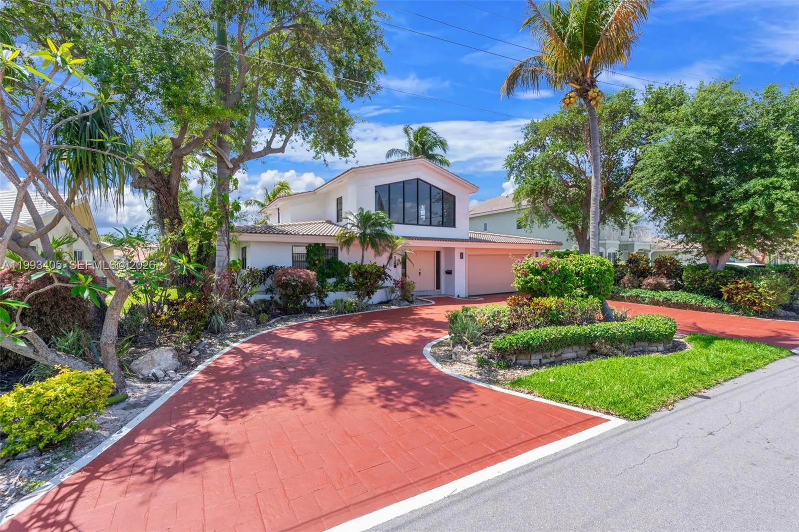 2858 Ne 33rd St, Lighthouse Point, Florida 33064, Lighthouse Point, Florida 33064, 3 Bedrooms Bedrooms, 6 Rooms Rooms,4 BathroomsBathrooms,Residential,For Sale,2858 Ne 33rd St, Lighthouse Point, Florida 33064,A11993405