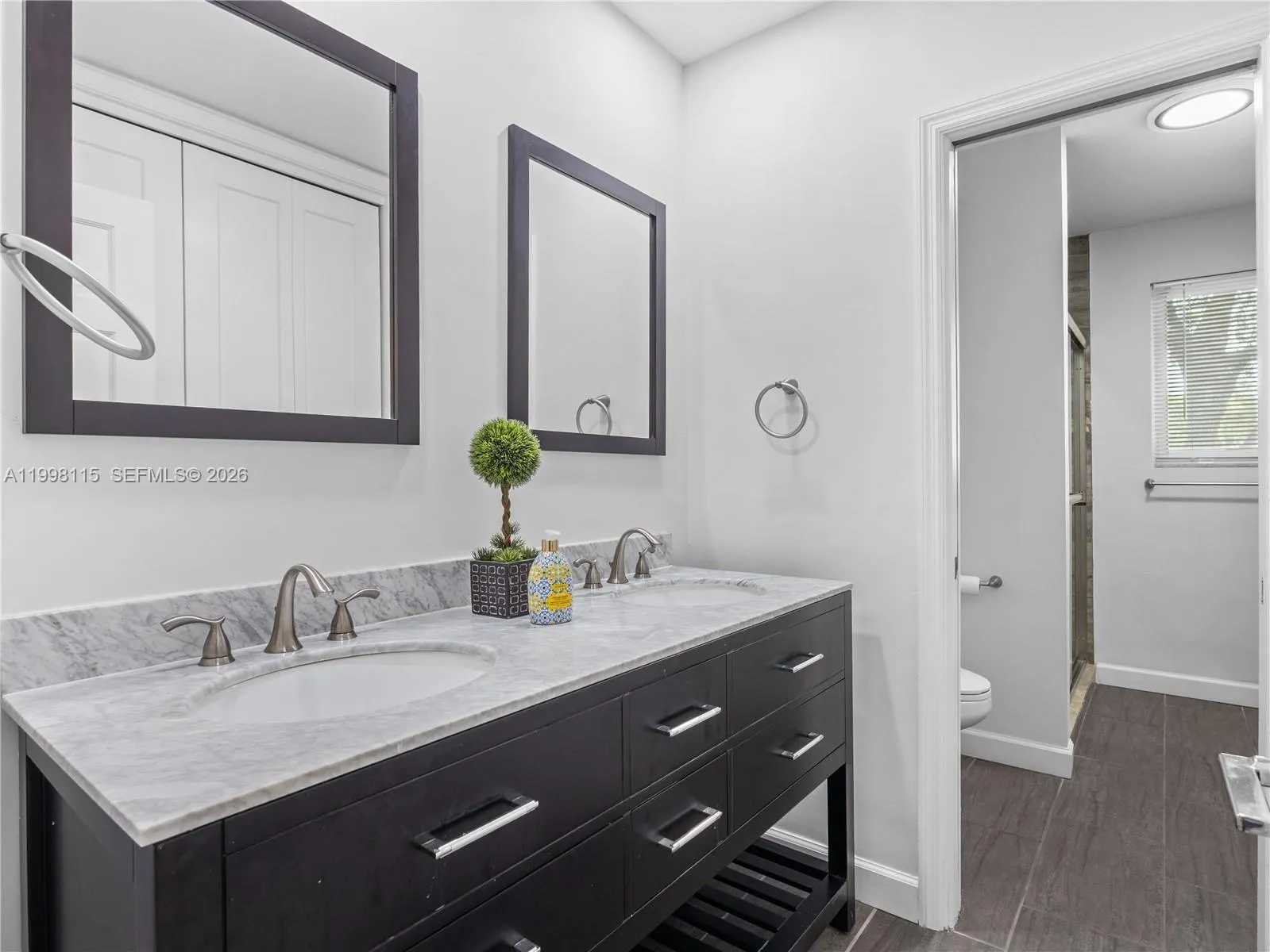 16400 Sw 80th Ave, Palmetto Bay, Florida 33157, Palmetto Bay, Florida 33157, 4 Bedrooms Bedrooms, ,3 BathroomsBathrooms,Residential,For Sale,16400 Sw 80th Ave, Palmetto Bay, Florida 33157,A11998115