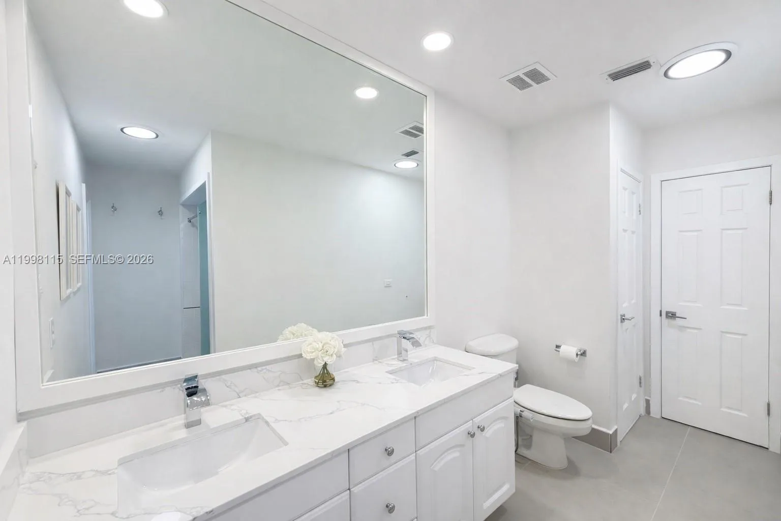 16400 Sw 80th Ave, Palmetto Bay, Florida 33157, Palmetto Bay, Florida 33157, 4 Bedrooms Bedrooms, ,3 BathroomsBathrooms,Residential,For Sale,16400 Sw 80th Ave, Palmetto Bay, Florida 33157,A11998115