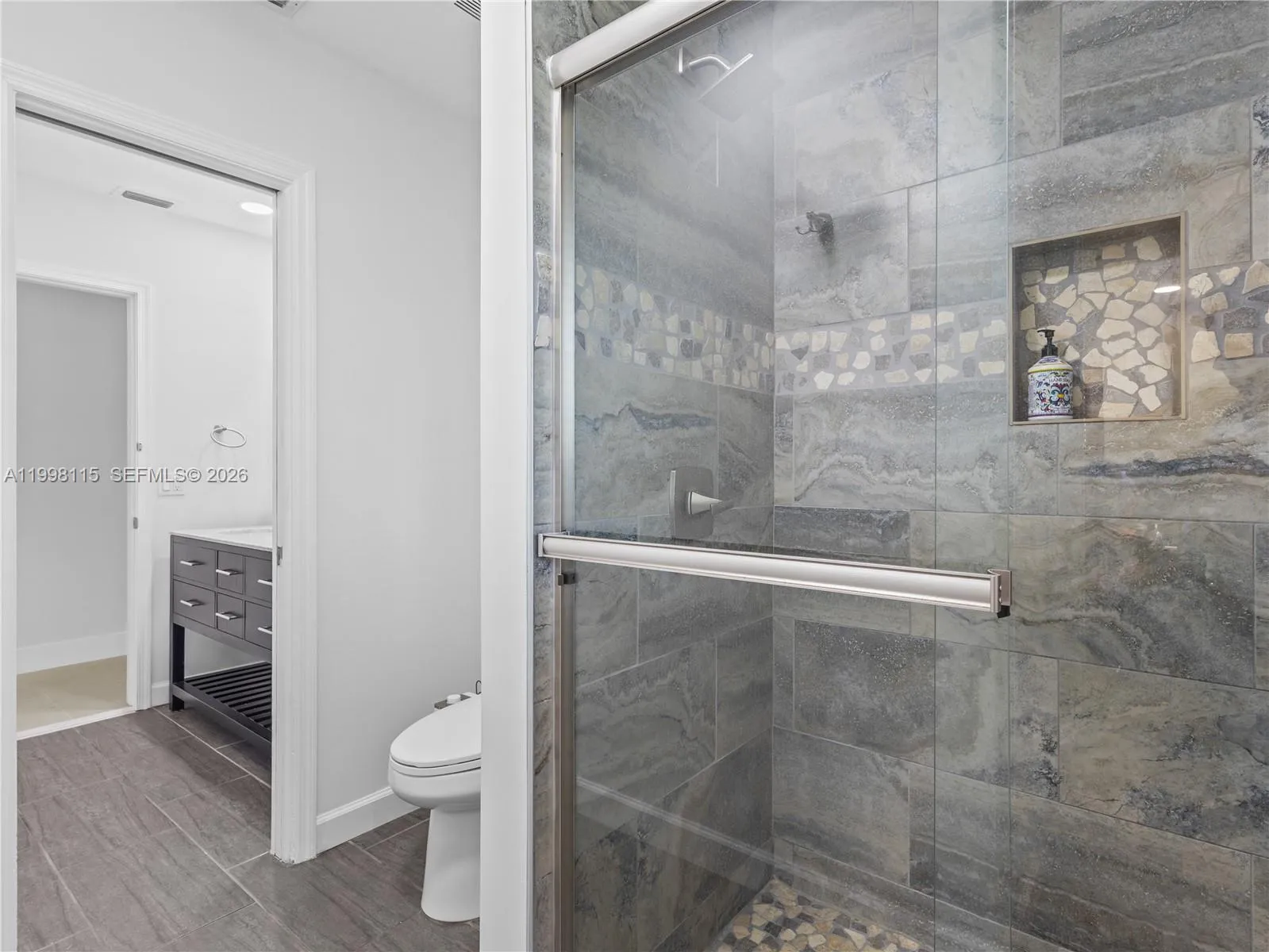 16400 Sw 80th Ave, Palmetto Bay, Florida 33157, Palmetto Bay, Florida 33157, 4 Bedrooms Bedrooms, ,3 BathroomsBathrooms,Residential,For Sale,16400 Sw 80th Ave, Palmetto Bay, Florida 33157,A11998115