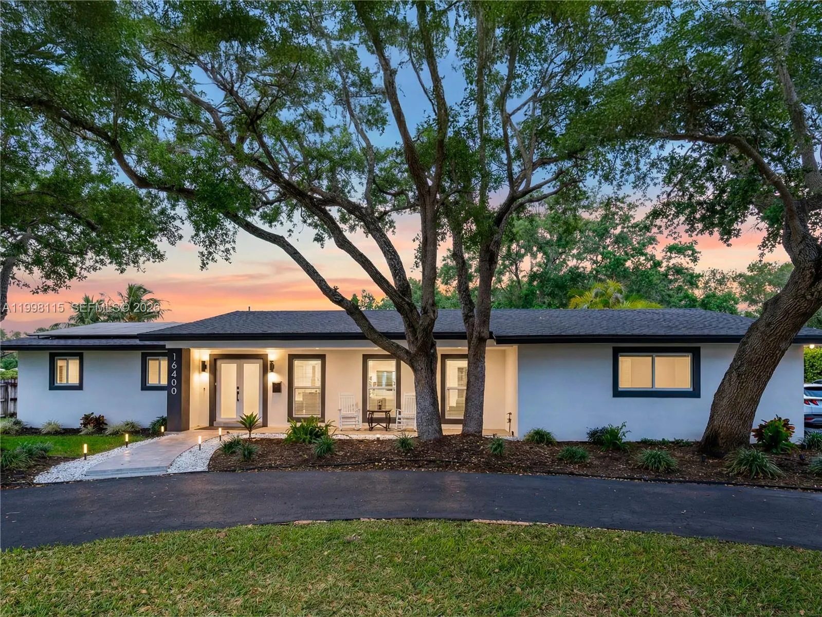 16400 Sw 80th Ave, Palmetto Bay, Florida 33157, Palmetto Bay, Florida 33157, 4 Bedrooms Bedrooms, ,3 BathroomsBathrooms,Residential,For Sale,16400 Sw 80th Ave, Palmetto Bay, Florida 33157,A11998115