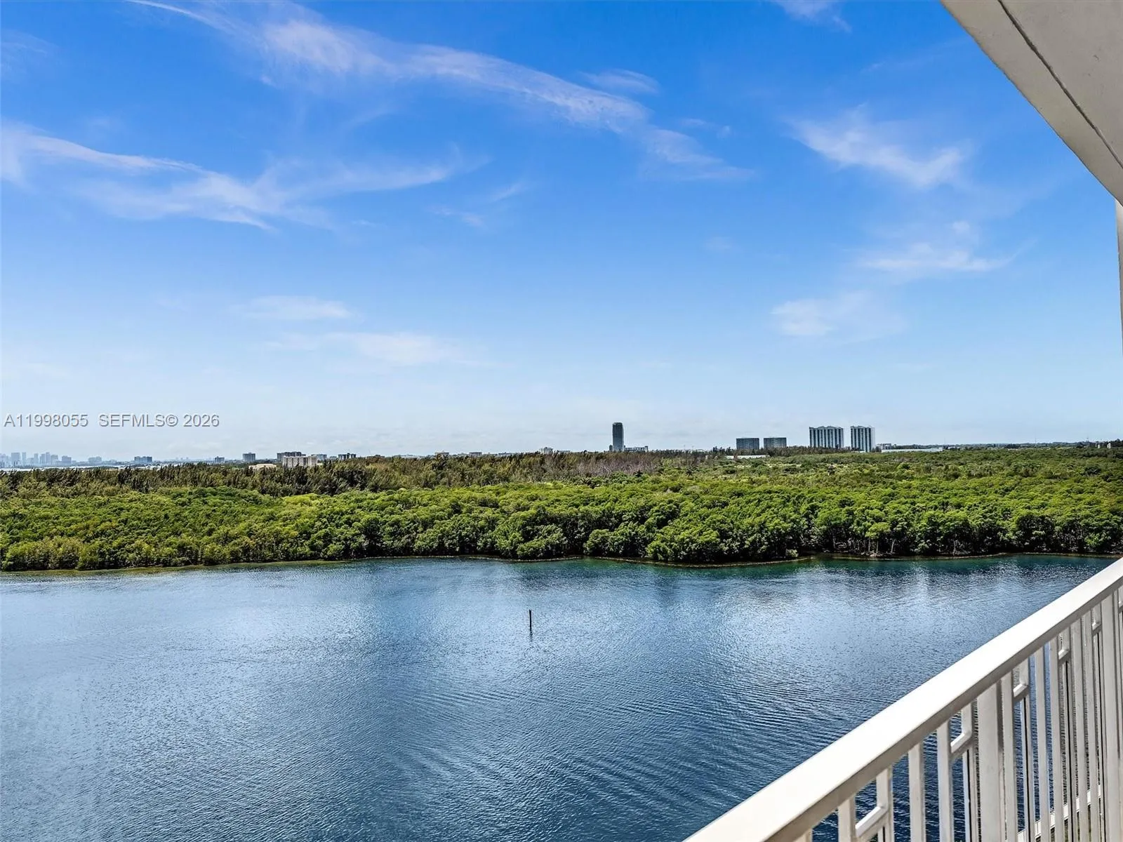 500 Bayview Dr 1132, Sunny Isles Beach, Florida 33, Sunny Isles Beach, Florida 33160, 2 Bedrooms Bedrooms, ,2 BathroomsBathrooms,Residential,For Sale,500 Bayview Dr 1132, Sunny Isles Beach, Florida 33,A11998055