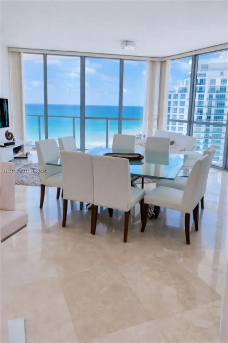 3101 S Ocean Dr 2406, Hollywood, Florida 33019, Hollywood, Florida 33019, 3 Bedrooms Bedrooms, ,3 BathroomsBathrooms,Residential Lease,For Rent,3101 S Ocean Dr 2406, Hollywood, Florida 33019,A11997605