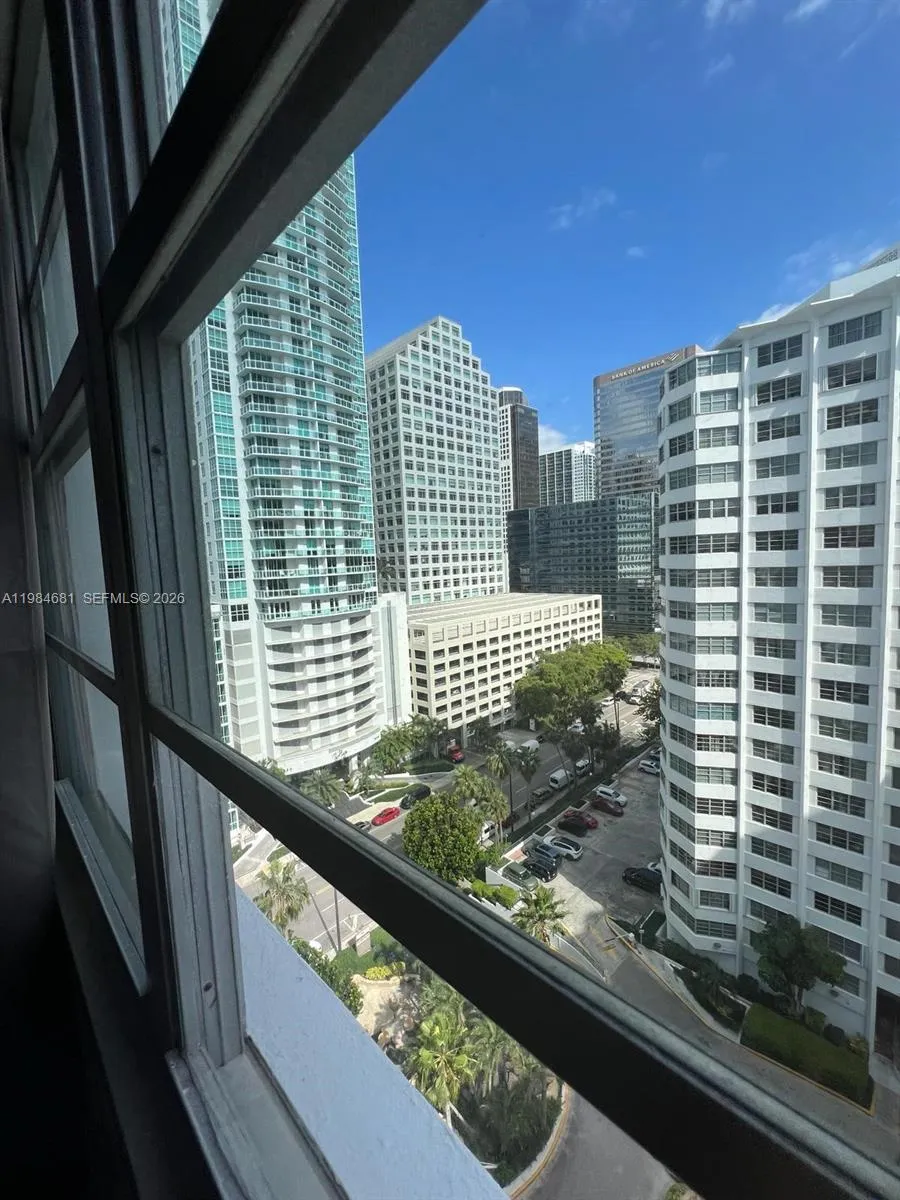 999 Brickell Bay Dr 1506, Miami, Florida 33131, Miami, Florida 33131, ,1 BathroomBathrooms,Residential Lease,For Rent,999 Brickell Bay Dr 1506, Miami, Florida 33131,A11984681