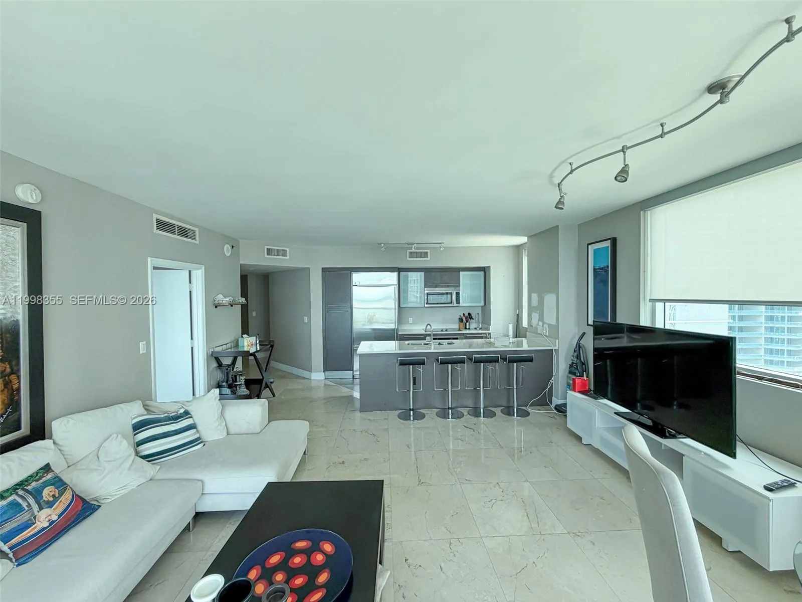 500 Brickell Ave 3001, Miami, Florida 33131, Miami, Florida 33131, 3 Bedrooms Bedrooms, ,3 BathroomsBathrooms,Residential Lease,For Rent,500 Brickell Ave 3001, Miami, Florida 33131,A11998355