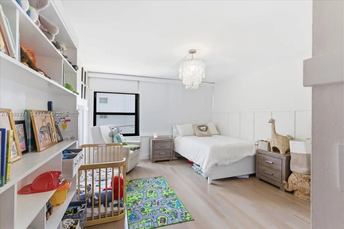 550 Ocean Drive 3h, Key Biscayne, Florida 33149, Key Biscayne, Florida 33149, 3 Bedrooms Bedrooms, ,2 BathroomsBathrooms,Residential,For Sale,550 Ocean Drive 3h, Key Biscayne, Florida 33149,A11998371