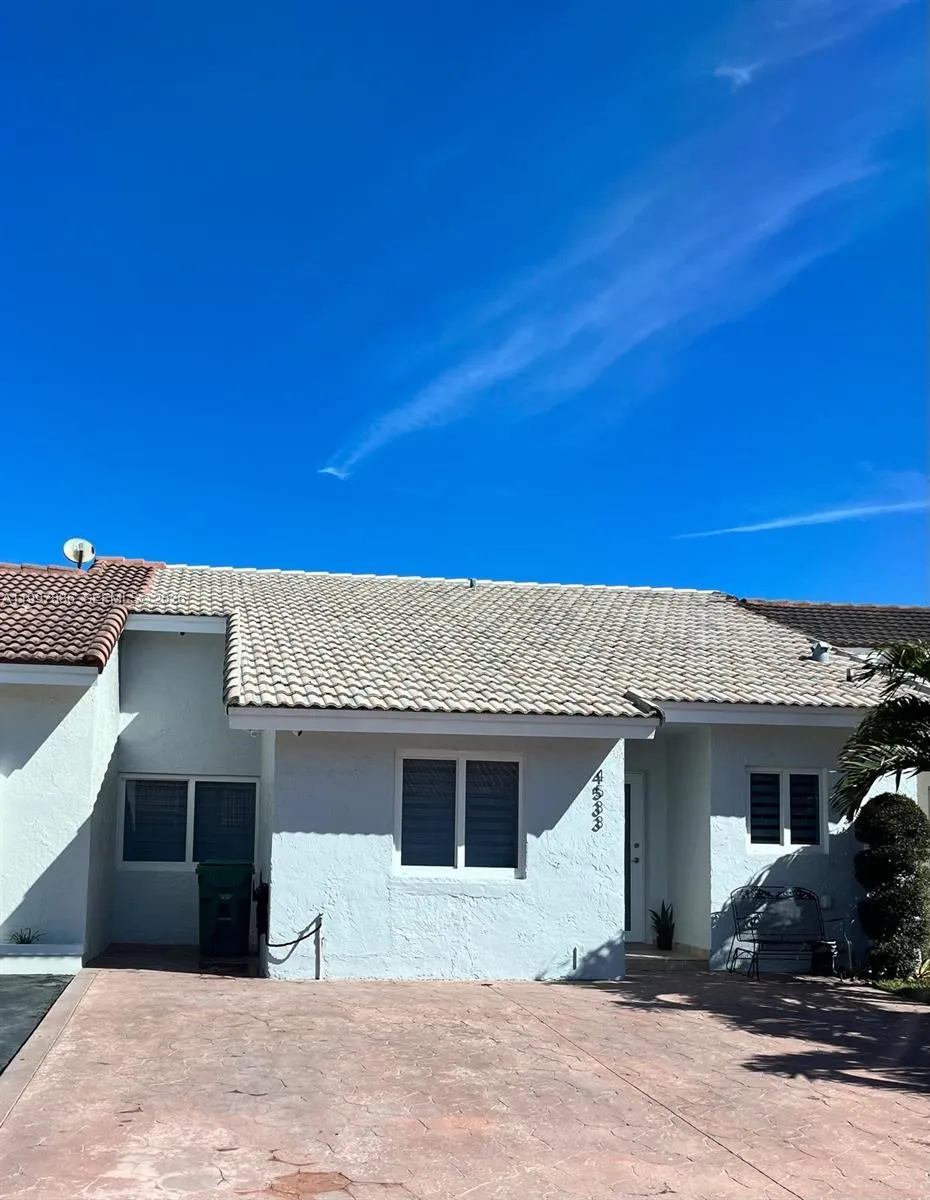 4533 Sw 143rd Pl, Miami, Florida 33175, Miami, Florida 33175, 3 Bedrooms Bedrooms, ,2 BathroomsBathrooms,Residential Lease,For Rent,4533 Sw 143rd Pl, Miami, Florida 33175,A11997836