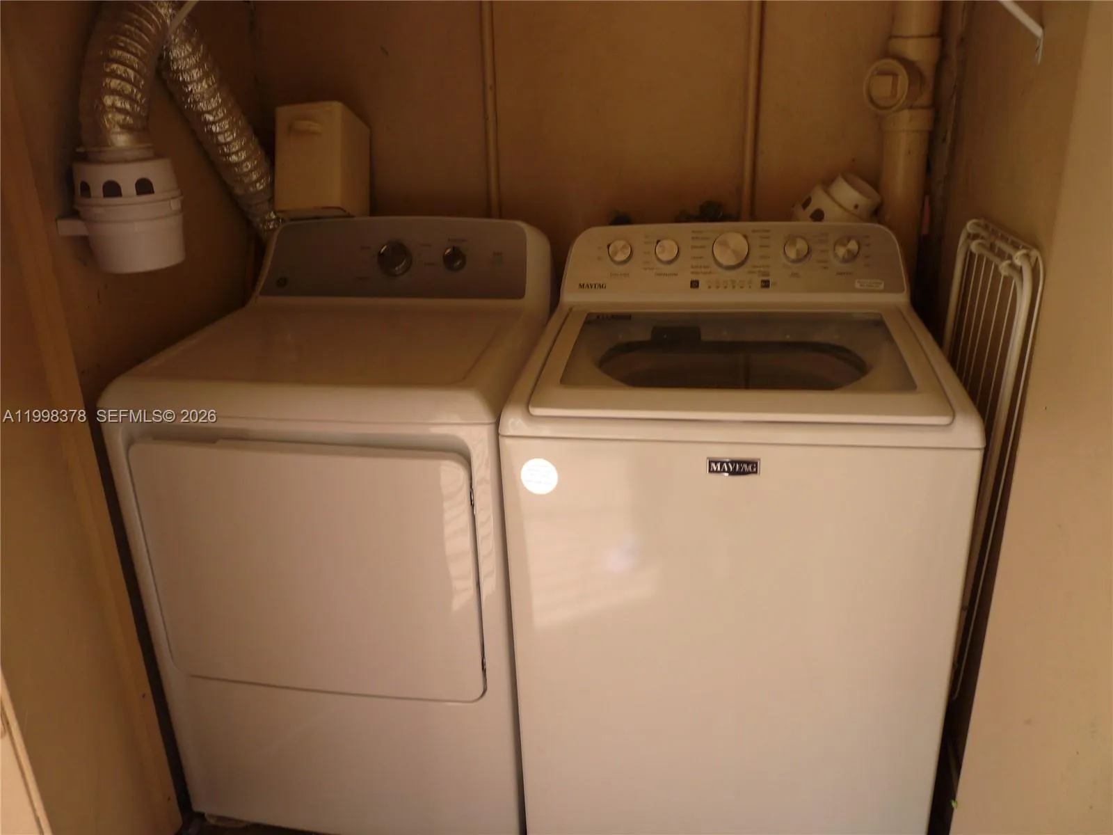 14525 N Kendall Dr 102j, Miami, Florida 33186, Miami, Florida 33186, 2 Bedrooms Bedrooms, ,2 BathroomsBathrooms,Residential Lease,For Rent,14525 N Kendall Dr 102j, Miami, Florida 33186,A11998378