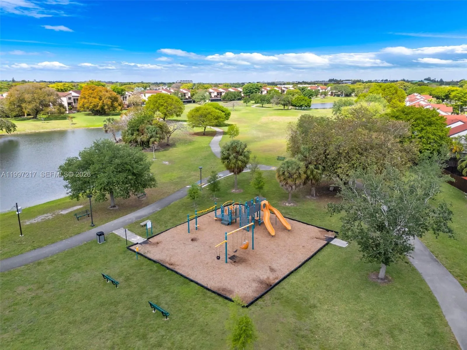 10012 Nw 7th St 206, Miami, Florida 33172, Miami, Florida 33172, 3 Bedrooms Bedrooms, ,2 BathroomsBathrooms,Residential,For Sale,10012 Nw 7th St 206, Miami, Florida 33172,A11997217