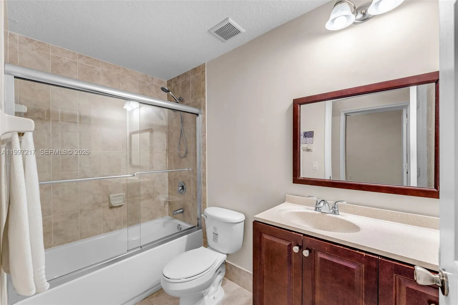 2nd Bathroom