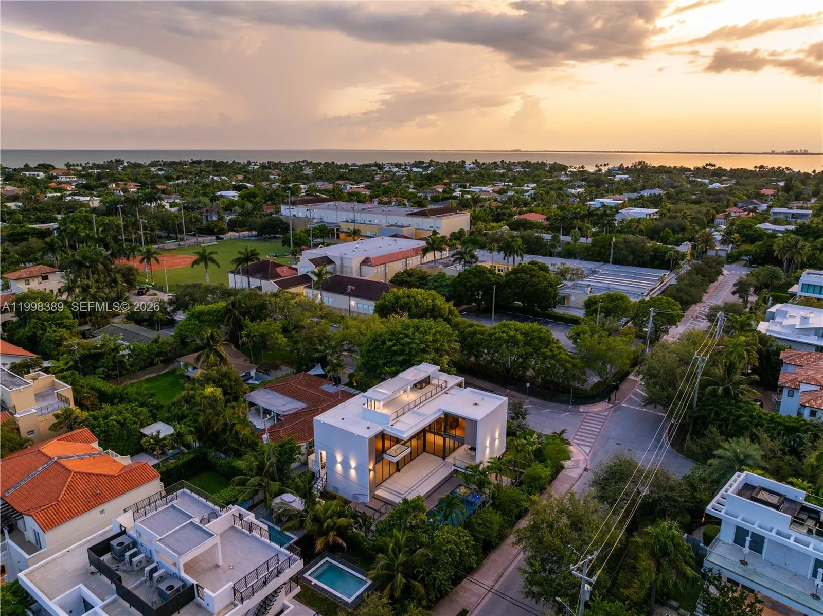 571 Glenridge Rd, Key Biscayne, Florida 33149, Key Biscayne, Florida 33149, 5 Bedrooms Bedrooms, ,7 BathroomsBathrooms,Residential,For Sale,571 Glenridge Rd, Key Biscayne, Florida 33149,A11998389