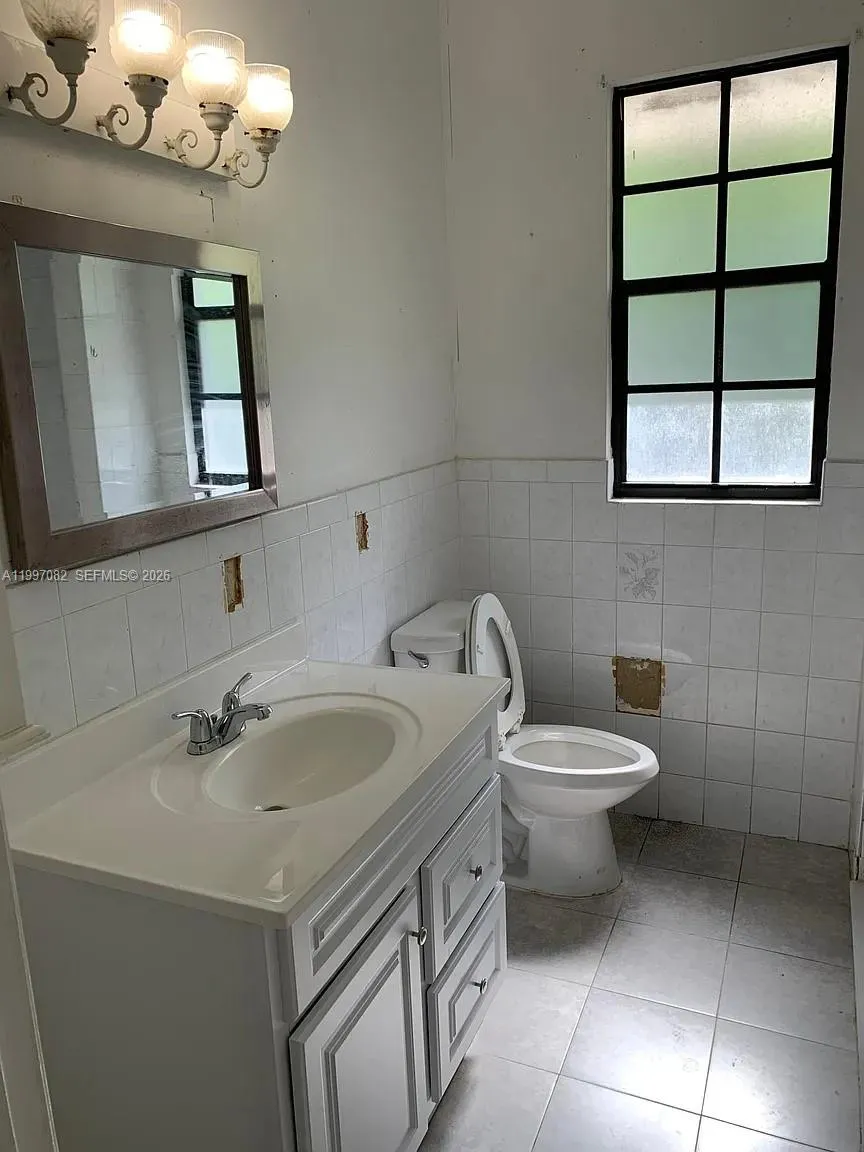 638 Sw 15th Ave, Miami, Florida 33135, Miami, Florida 33135, ,Residential Income,For Sale,638 Sw 15th Ave, Miami, Florida 33135,A11997082