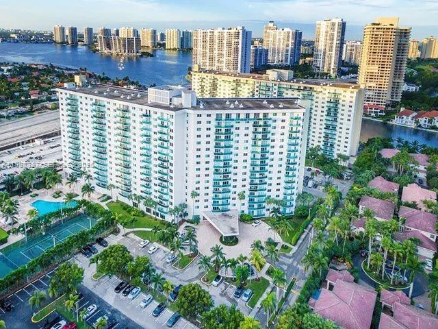 19390 Collins Ave 1623, Sunny Isles Beach, Florida, Sunny Isles Beach, Florida 33160, 1 Bedroom Bedrooms, ,1 BathroomBathrooms,Residential,For Sale,19390 Collins Ave 1623, Sunny Isles Beach, Florida,A11998397