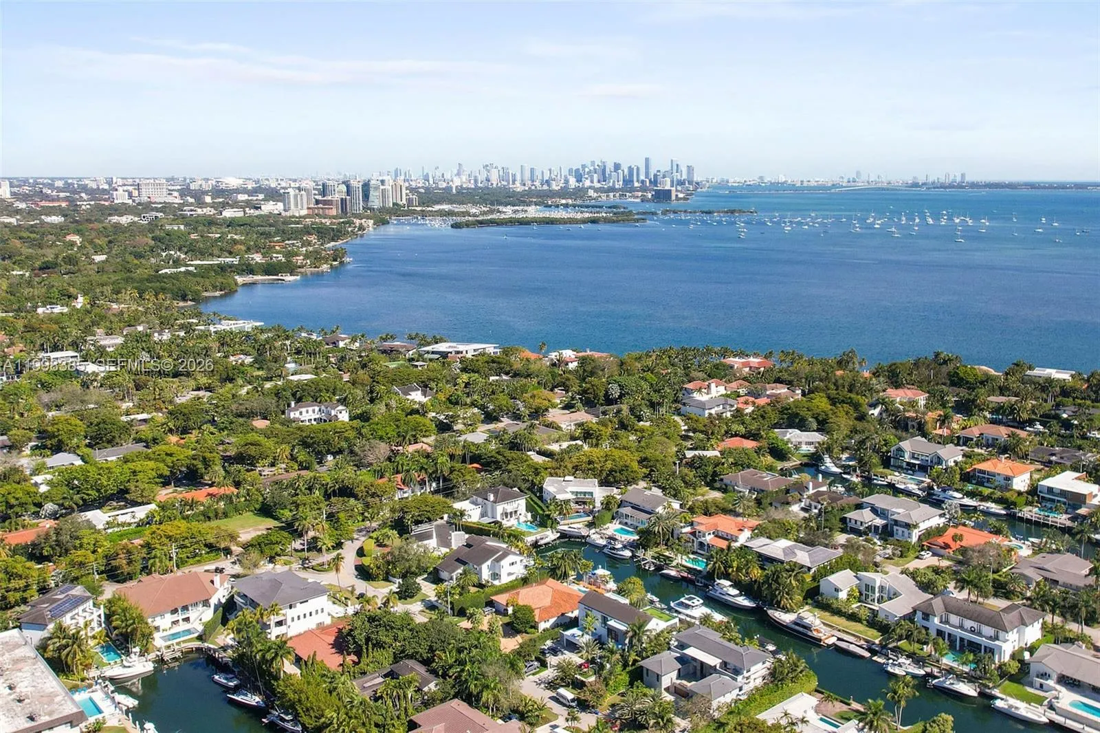 10 Edgewater Dr 7g, Coral Gables, Florida 33133, Coral Gables, Florida 33133, 2 Bedrooms Bedrooms, ,3 BathroomsBathrooms,Residential,For Sale,10 Edgewater Dr 7g, Coral Gables, Florida 33133,A11998385