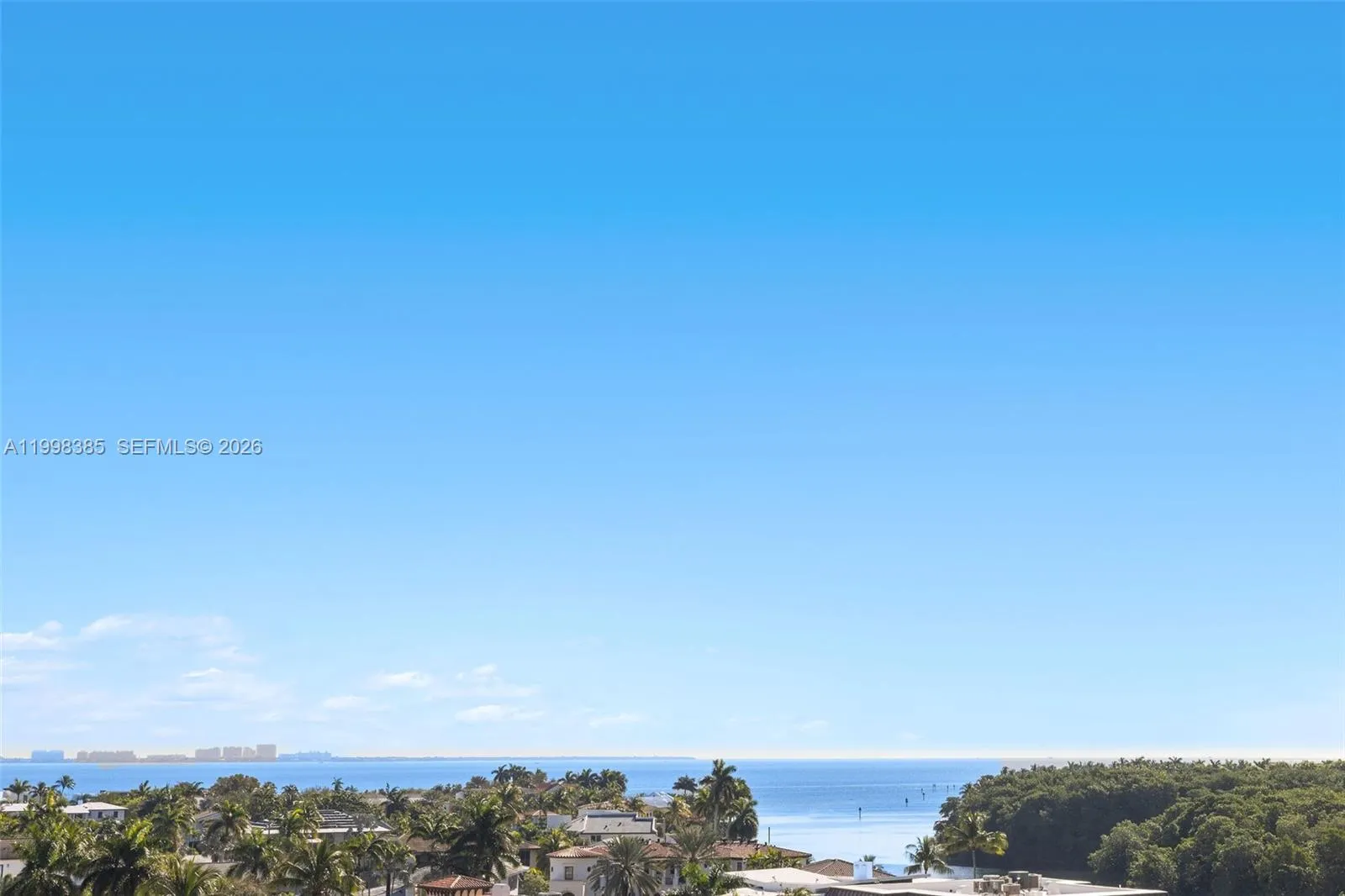 10 Edgewater Dr 7g, Coral Gables, Florida 33133, Coral Gables, Florida 33133, 2 Bedrooms Bedrooms, ,3 BathroomsBathrooms,Residential,For Sale,10 Edgewater Dr 7g, Coral Gables, Florida 33133,A11998385