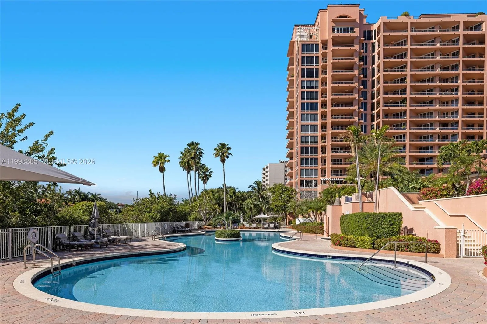 10 Edgewater Dr 7g, Coral Gables, Florida 33133, Coral Gables, Florida 33133, 2 Bedrooms Bedrooms, ,3 BathroomsBathrooms,Residential,For Sale,10 Edgewater Dr 7g, Coral Gables, Florida 33133,A11998385