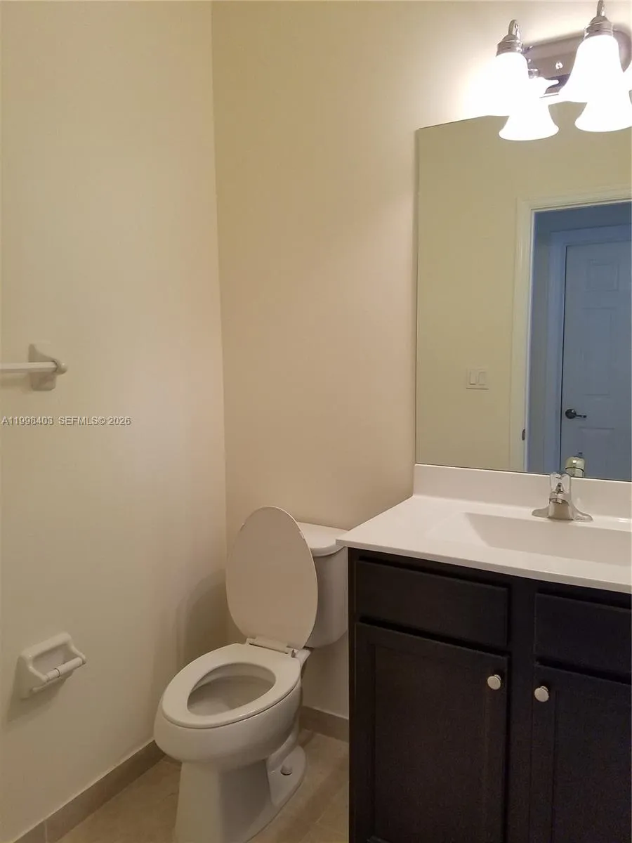 10620 Nw 88th St 204, Doral, Florida 33178, Doral, Florida 33178, 3 Bedrooms Bedrooms, ,2 BathroomsBathrooms,Residential Lease,For Rent,10620 Nw 88th St 204, Doral, Florida 33178,A11998403
