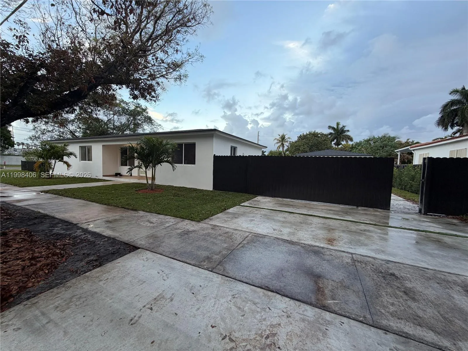 596 Ragan Dr, Miami Springs, Florida 33166, Miami Springs, Florida 33166, 4 Bedrooms Bedrooms, ,2 BathroomsBathrooms,Residential,For Sale,596 Ragan Dr, Miami Springs, Florida 33166,A11998406
