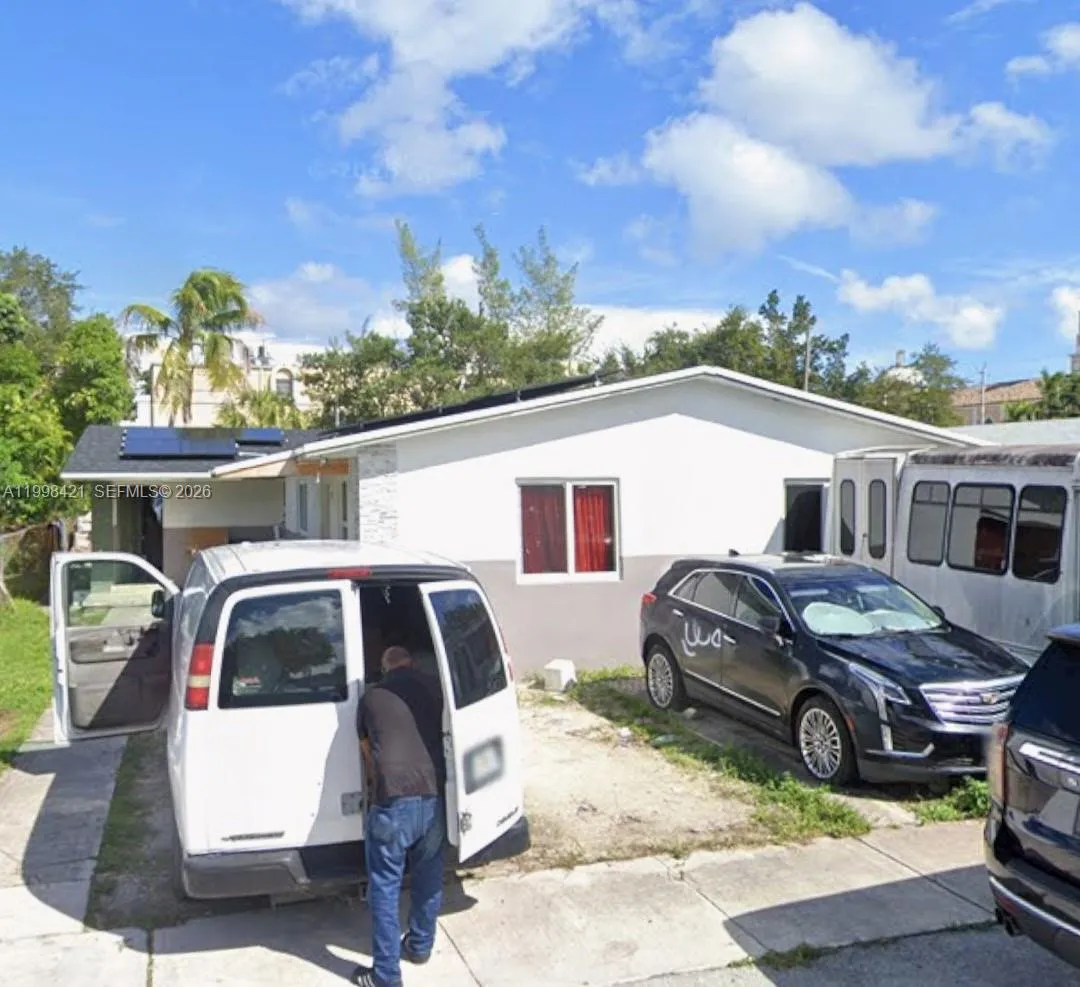 7641 Nw 2nd Ct, Miami, Florida 33150, Miami, Florida 33150, ,Residential Income,For Sale,7641 Nw 2nd Ct, Miami, Florida 33150,A11998421