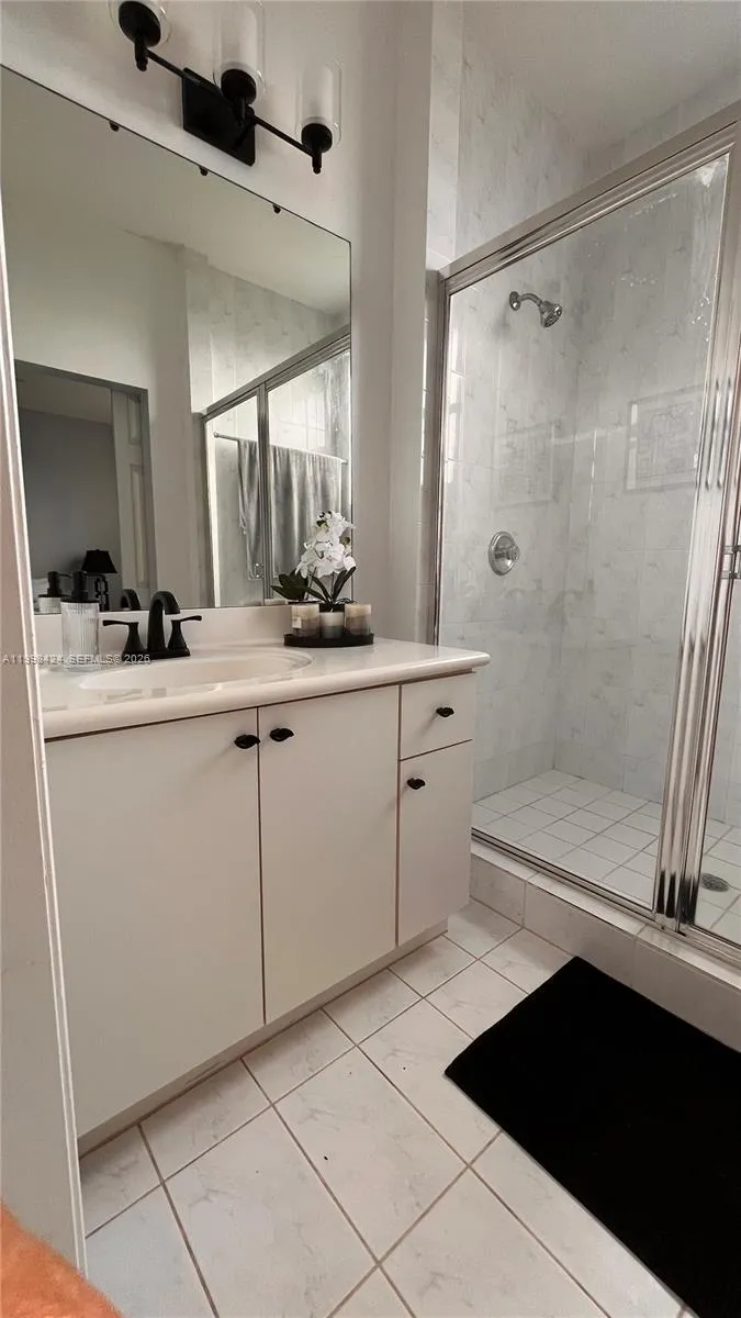 4943 Leeward Ln 3204, Dania Beach, Florida 33312, Dania Beach, Florida 33312, 3 Bedrooms Bedrooms, ,3 BathroomsBathrooms,Residential,For Sale,4943 Leeward Ln 3204, Dania Beach, Florida 33312,A11998424