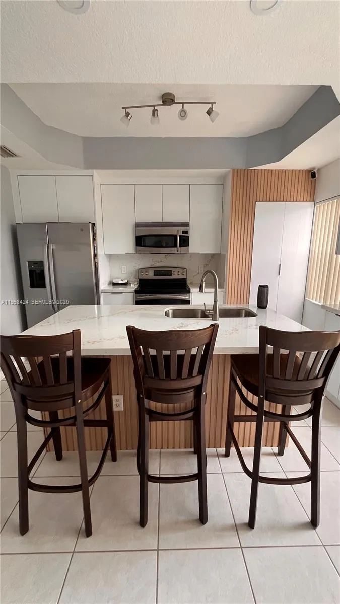 4943 Leeward Ln 3204, Dania Beach, Florida 33312, Dania Beach, Florida 33312, 3 Bedrooms Bedrooms, ,3 BathroomsBathrooms,Residential,For Sale,4943 Leeward Ln 3204, Dania Beach, Florida 33312,A11998424