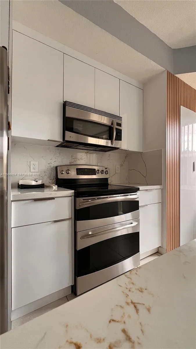 4943 Leeward Ln 3204, Dania Beach, Florida 33312, Dania Beach, Florida 33312, 3 Bedrooms Bedrooms, ,3 BathroomsBathrooms,Residential,For Sale,4943 Leeward Ln 3204, Dania Beach, Florida 33312,A11998424