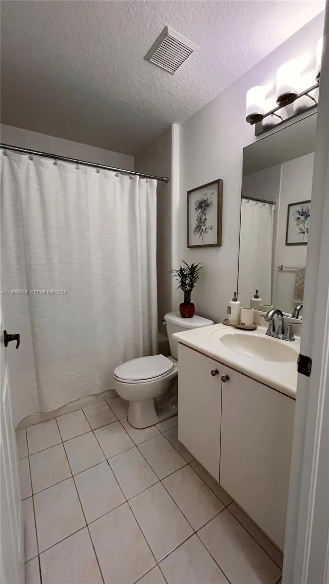 4943 Leeward Ln 3204, Dania Beach, Florida 33312, Dania Beach, Florida 33312, 3 Bedrooms Bedrooms, ,3 BathroomsBathrooms,Residential,For Sale,4943 Leeward Ln 3204, Dania Beach, Florida 33312,A11998424