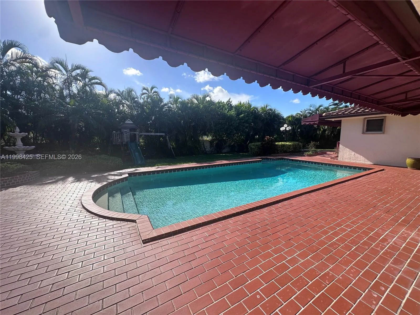 Miami, Florida 33165, Miami, Florida 33165, 4 Bedrooms Bedrooms, ,3 BathroomsBathrooms,Residential Lease,For Rent, Miami, Florida 33165,A11998425
