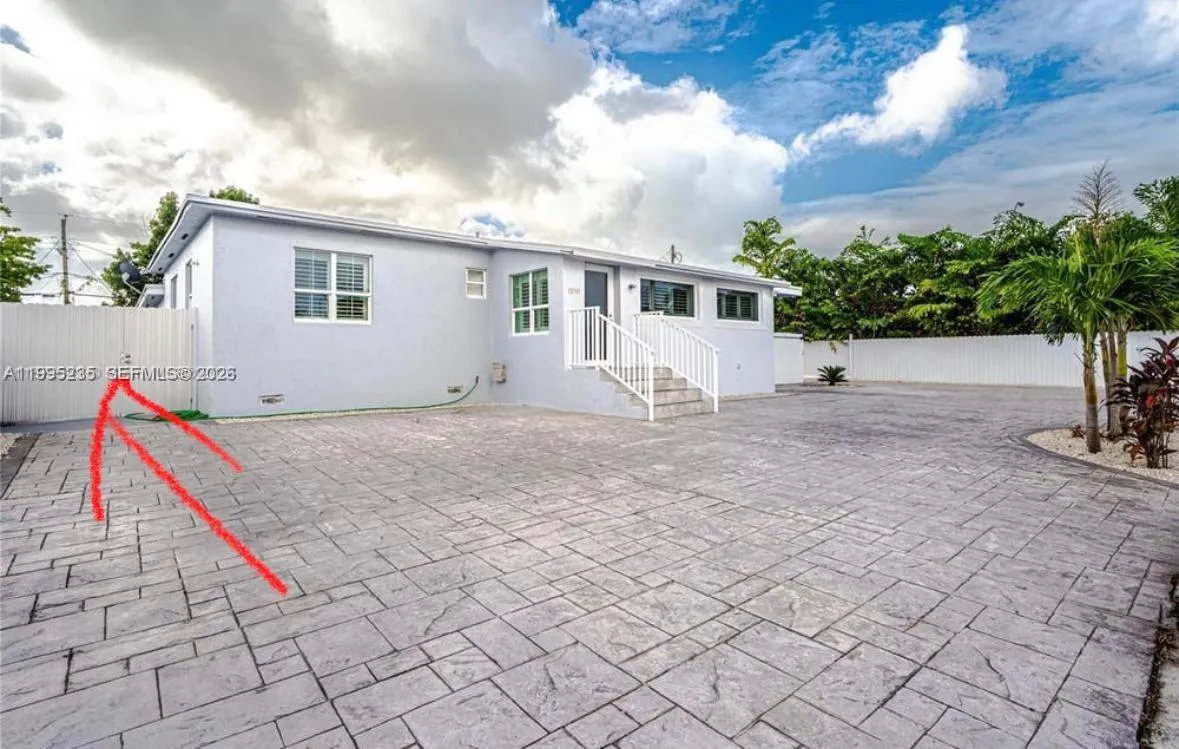 230 E 56th St B, Hialeah, Florida 33013, Hialeah, Florida 33013, 2 Bedrooms Bedrooms, ,1 BathroomBathrooms,Residential Lease,For Rent,230 E 56th St B, Hialeah, Florida 33013,A11995235 230 E 56th St B, Hialeah, Florida 33013, Hialeah, Florida 33013, 2 Bedrooms Bedrooms, ,1 BathroomBathrooms,Residential Lease,For Rent,230 E 56th St B, Hialeah, Florida 33013,A11995235