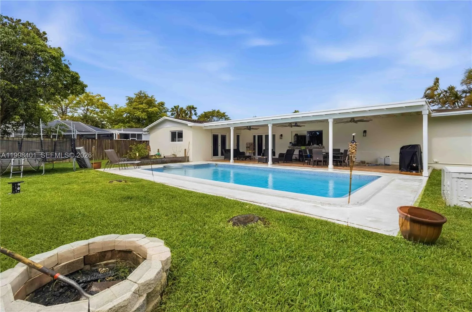 19911 Sw 84th Ave, Cutler Bay, Florida 33189, Cutler Bay, Florida 33189, 4 Bedrooms Bedrooms, ,2 BathroomsBathrooms,Residential,For Sale,19911 Sw 84th Ave, Cutler Bay, Florida 33189,A11998401
