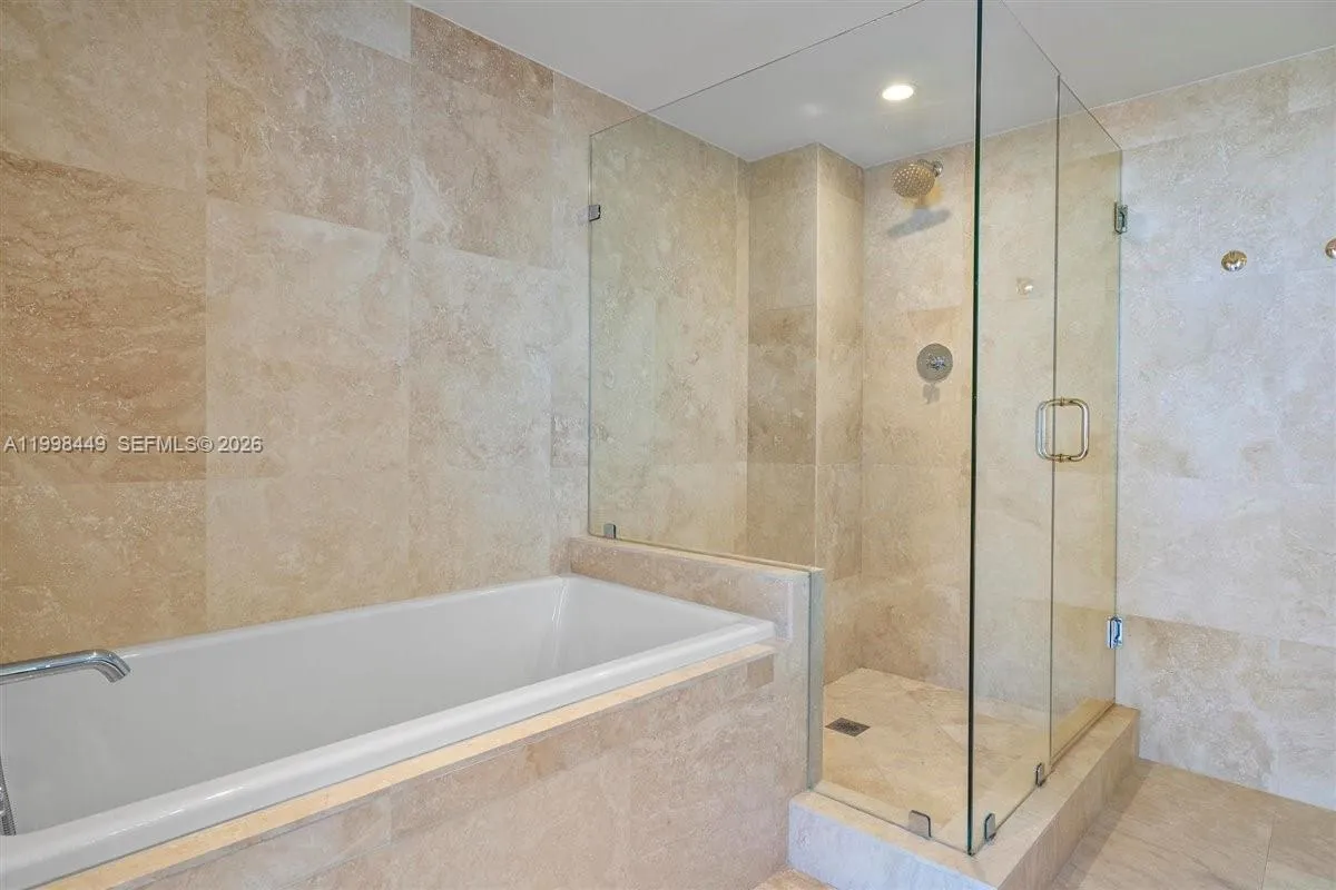 102 24th St 1520, Miami Beach, Florida 33139, Miami Beach, Florida 33139, 2 Bedrooms Bedrooms, ,2 BathroomsBathrooms,Residential,For Sale,102 24th St 1520, Miami Beach, Florida 33139,A11998449