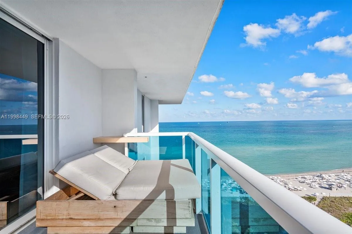 102 24th St 1520, Miami Beach, Florida 33139, Miami Beach, Florida 33139, 2 Bedrooms Bedrooms, ,2 BathroomsBathrooms,Residential,For Sale,102 24th St 1520, Miami Beach, Florida 33139,A11998449