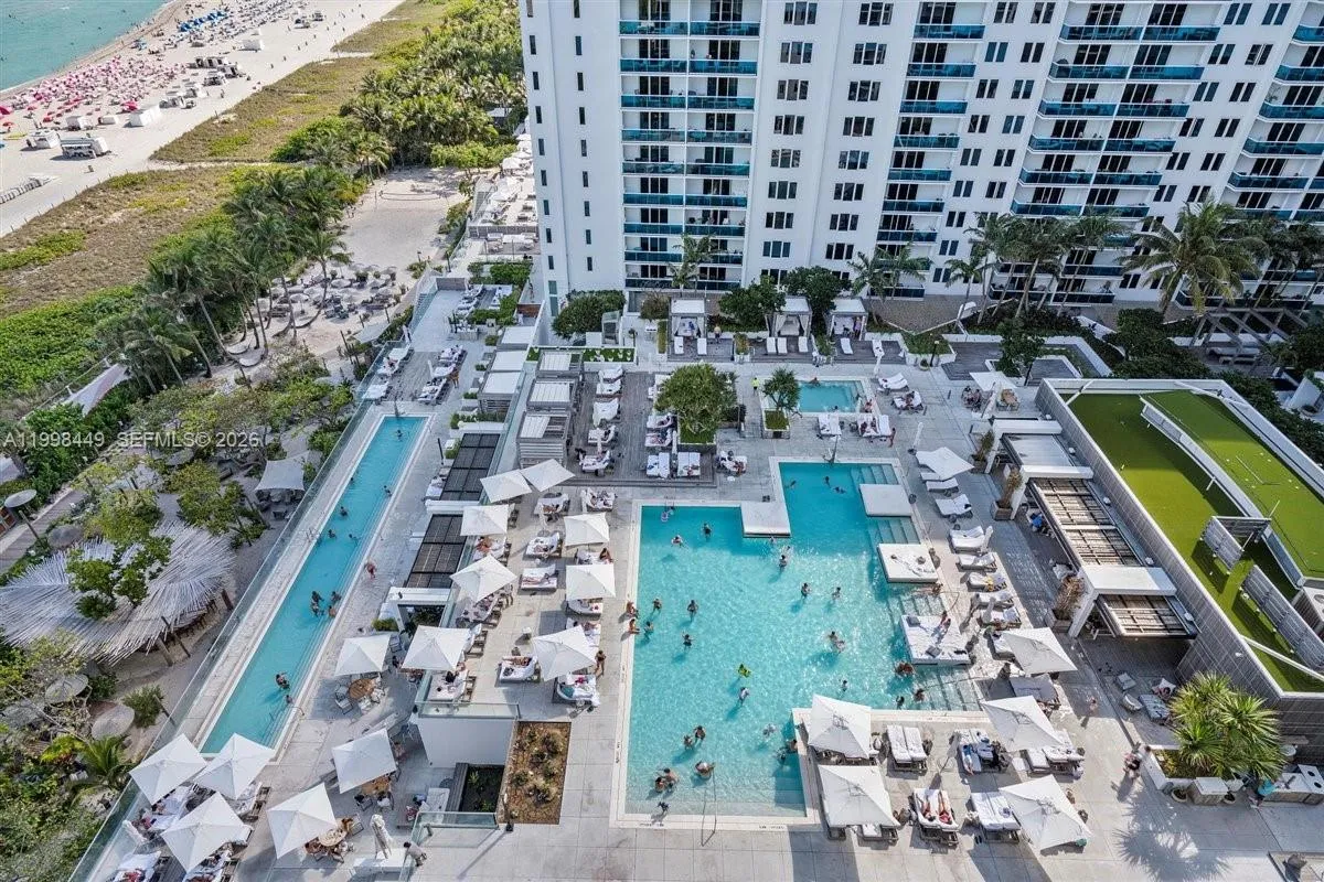 102 24th St 1520, Miami Beach, Florida 33139, Miami Beach, Florida 33139, 2 Bedrooms Bedrooms, ,2 BathroomsBathrooms,Residential,For Sale,102 24th St 1520, Miami Beach, Florida 33139,A11998449
