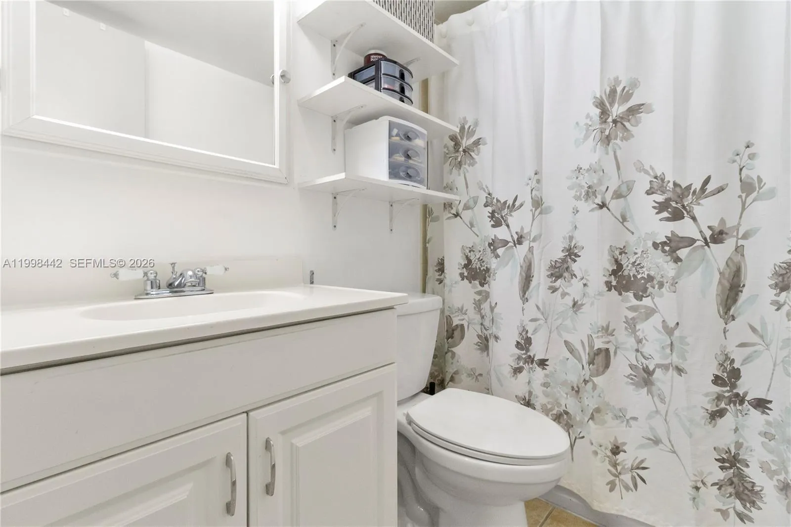Miami, Florida 33172, 2 Bedrooms Bedrooms, ,2 BathroomsBathrooms,Residential,For Sale,A11998442